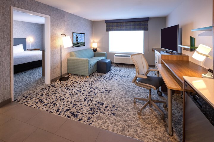Room 16 of 52