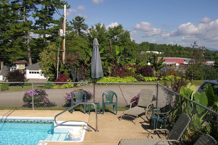 Photo of Bay Top Motel Pool