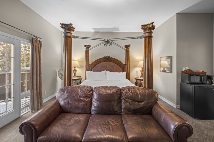 Room 16 of 113