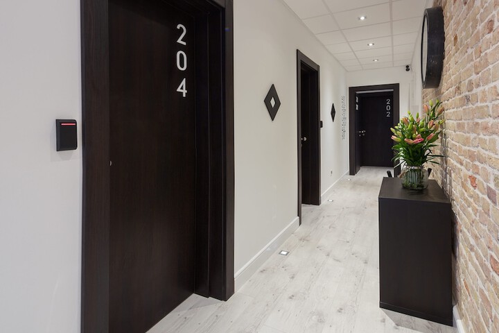 Ballroom/Hall 107 of 131