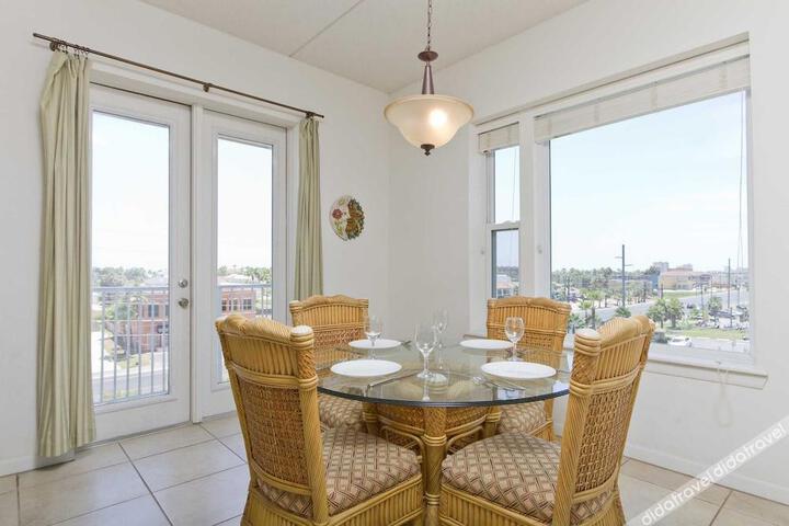 Las Marinas 401 Home in South Padre Island, TX