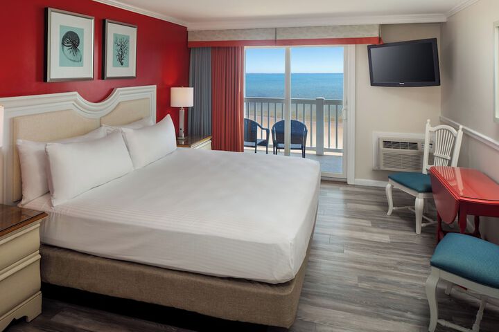 Standard King Bed No Elevator (3 of 7)