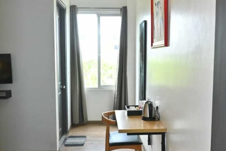 Room 6 of 22