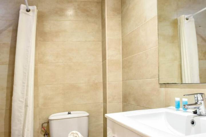 Room 16 of 30