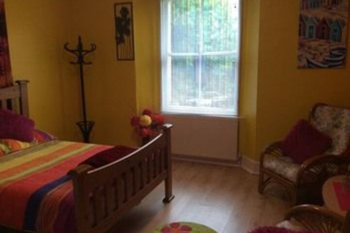 Room 11 of 41
