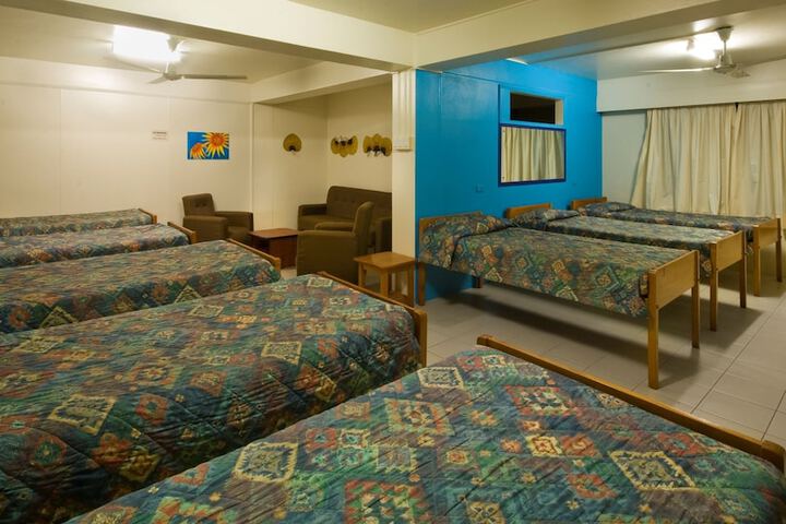 Room 6 of 42