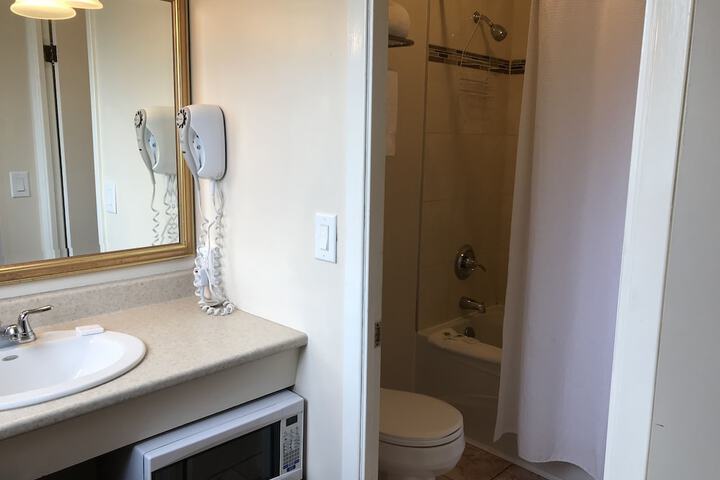 Clean Restrooms