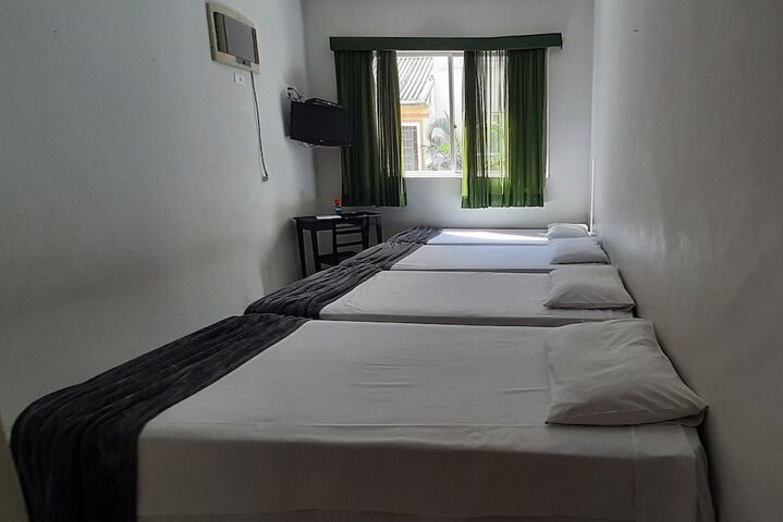 Room 30 of 58