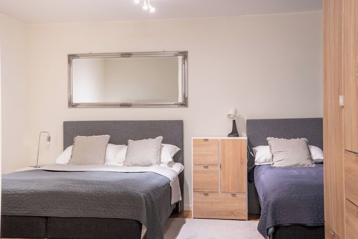 Room 12 of 49