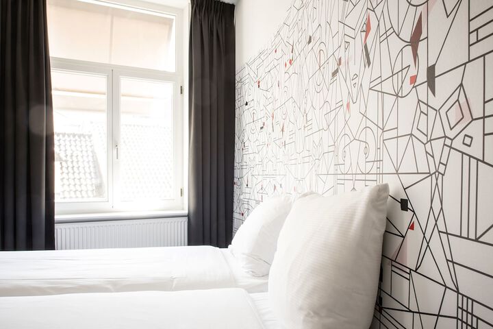 Room 21 of 78