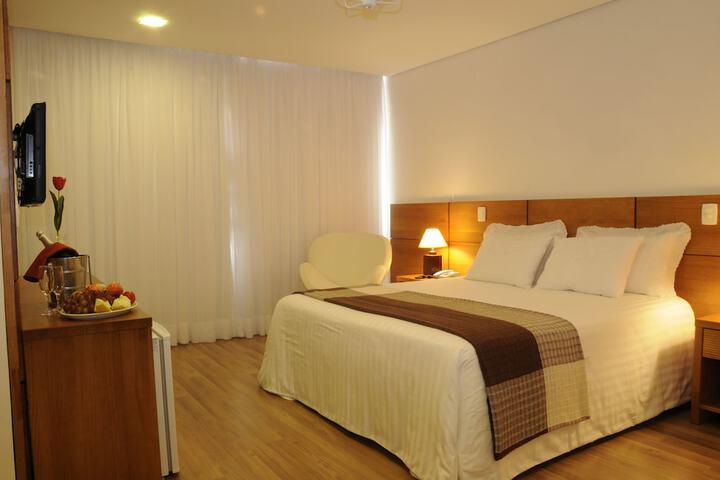 Room 10 of 71