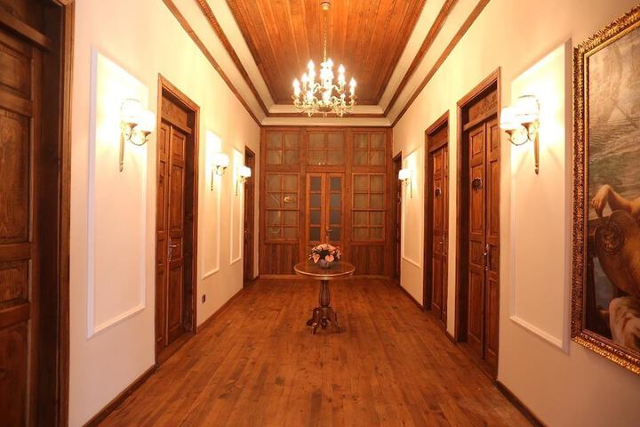 Ballroom/Hall 53 of 56