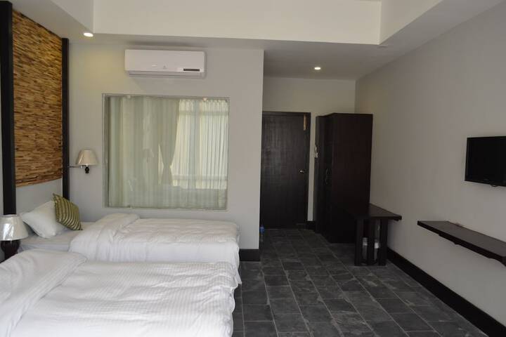 Room 17 of 22
