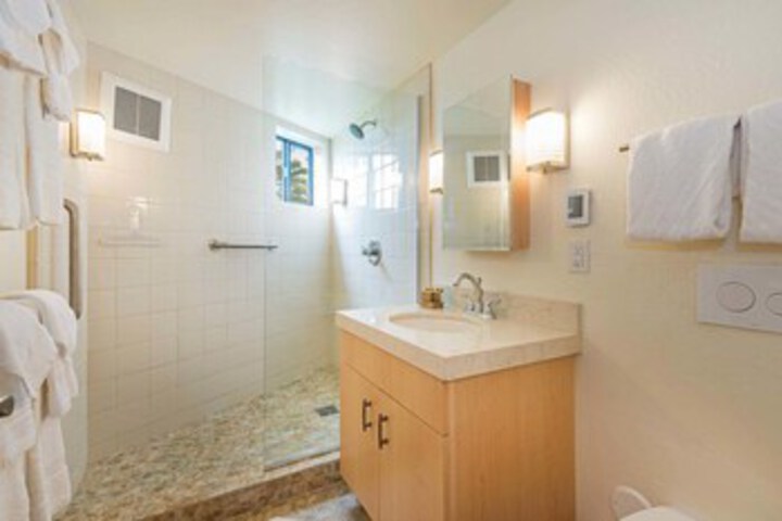 Room 4 of 26