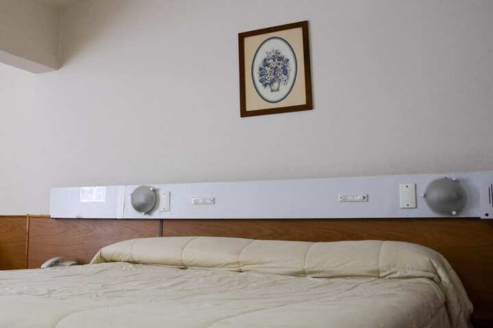 Room 14 of 40