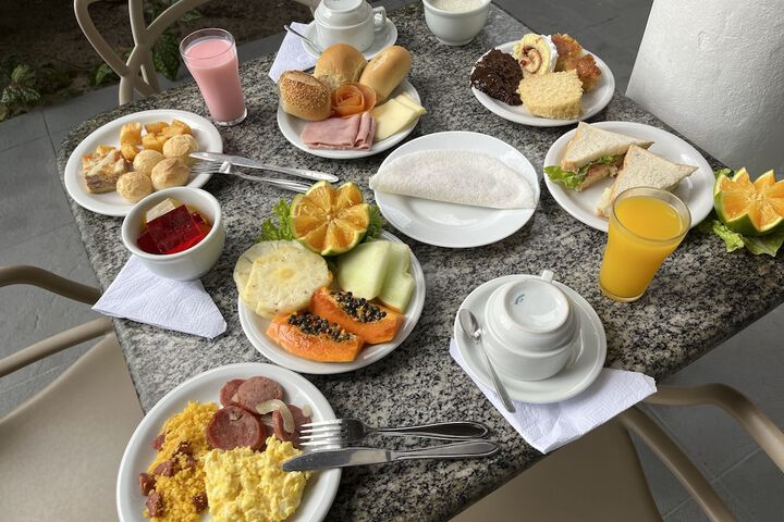 Breakfast/Coffee Service 38 of 49