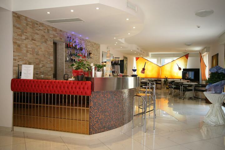 Hotel Riposo in Gatteo