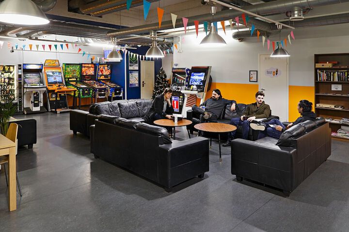 Entrance & Lobby