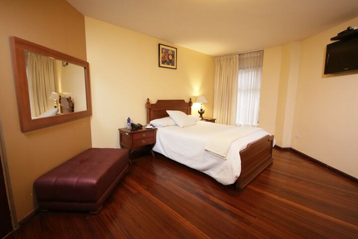 Room 11 of 50