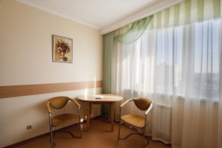 Room 28 of 41