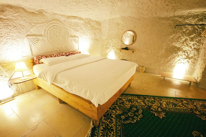 Room 16 of 113