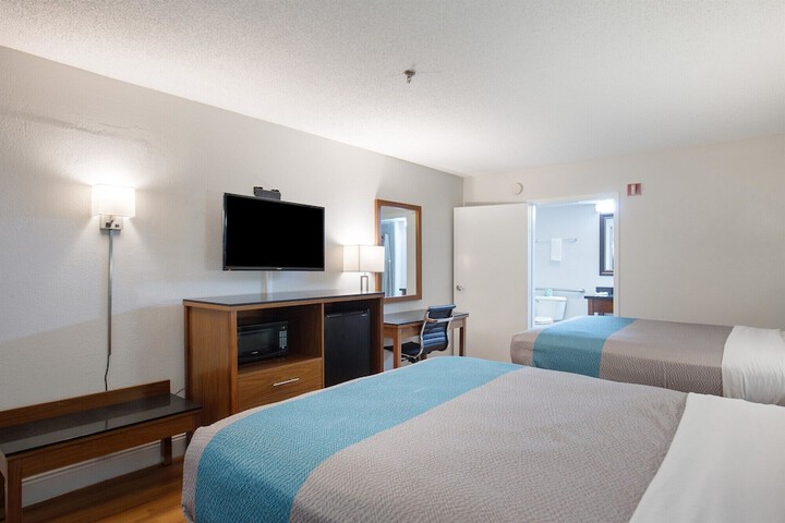 Room 5 of 29