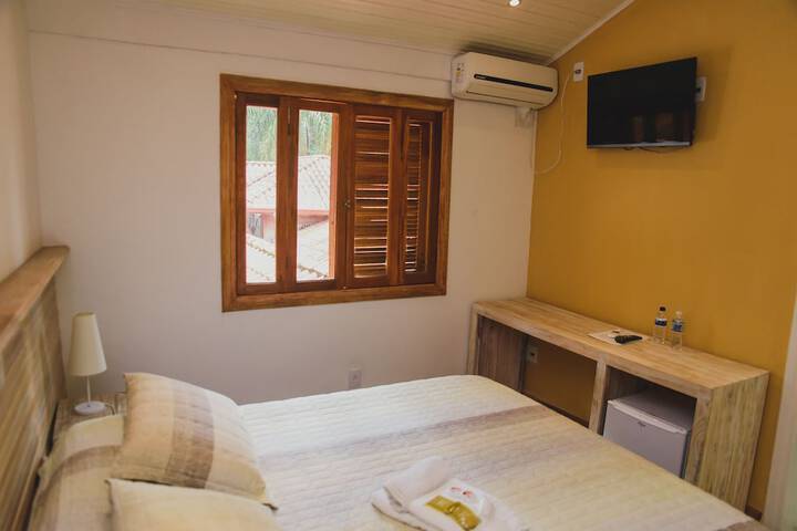 Room 93 of 146