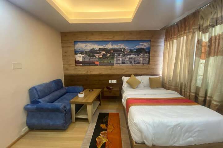 Room 12 of 14