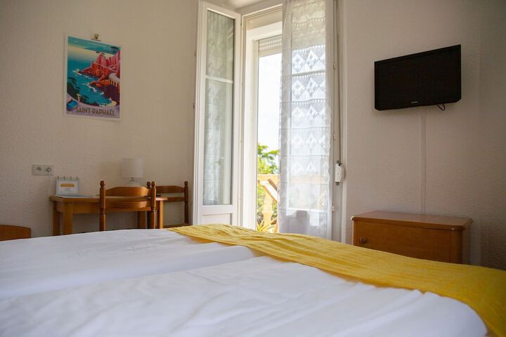 Room 12 of 46