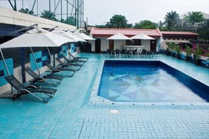 Pool 7 of 7