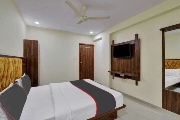 Room 7 of 10