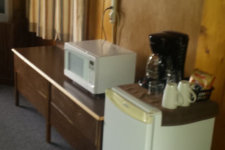 Room 17 of 33