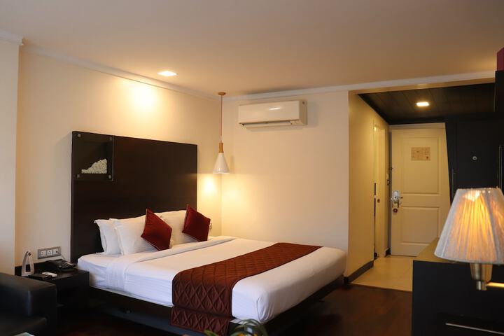 Room 8 of 45