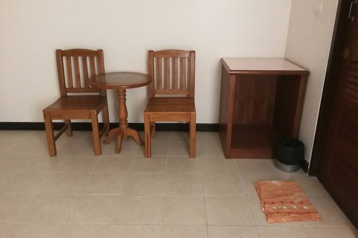 Room 12 of 26