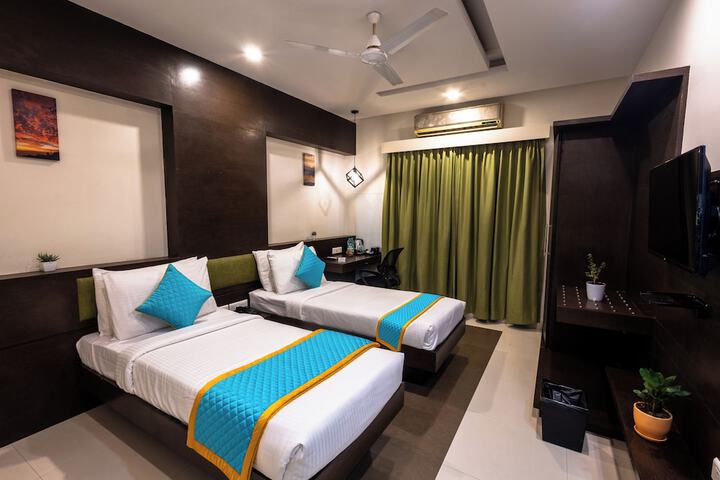 Room 12 of 54