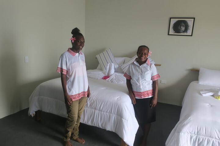 Room 3 of 41