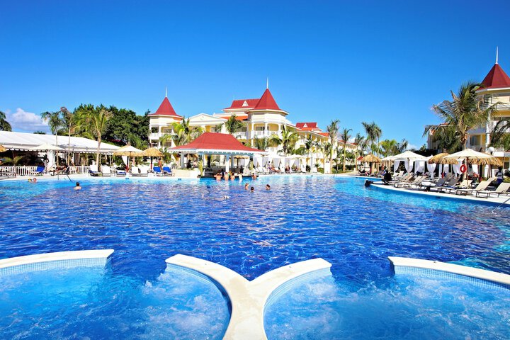 Pool Hotel
