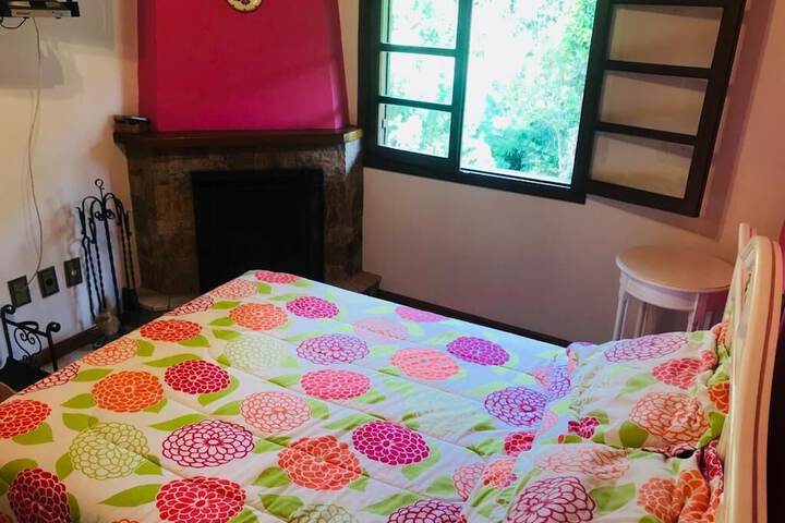 Room 4 of 19