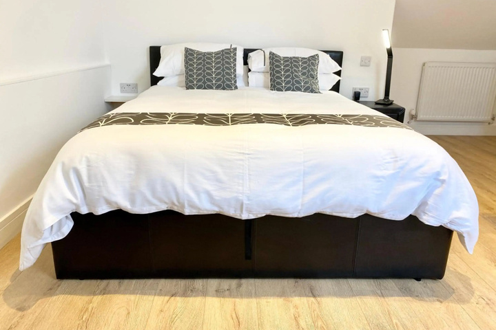 Room 4 of 21