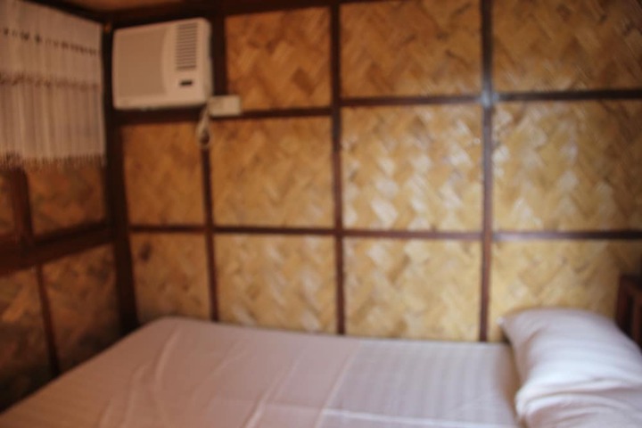 Room 11 of 18