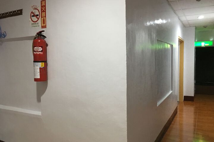Ballroom/Hall 37 of 42