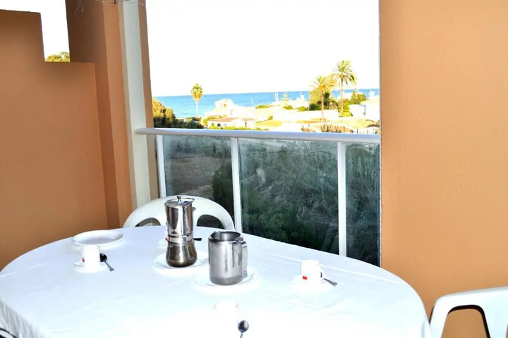 Palm Beach 2 dormitorios playa 50m by Bookindenia