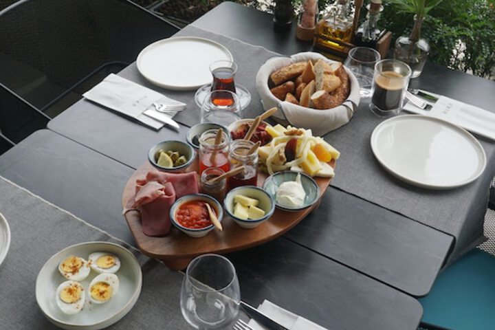 Dining 67 of 91