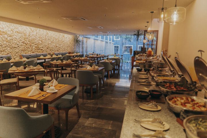 Dining 69 of 145