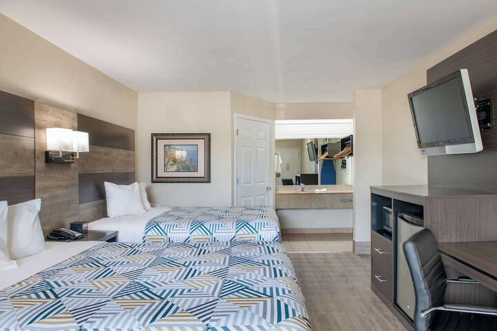 Deluxe Room 2 Queen Beds Refrigerator, Microwave (2 of 7)