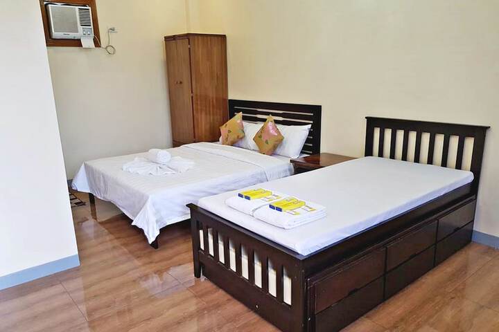 Room 3 of 31