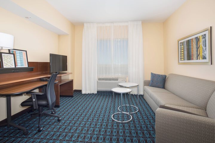 Room 4 of 30