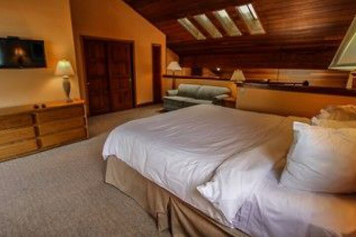 Room 18 of 60