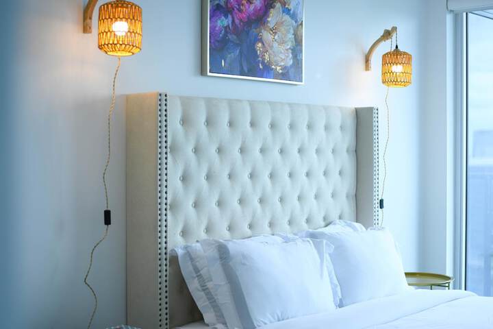 Room 70 of 340