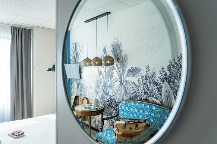Room 17 of 41